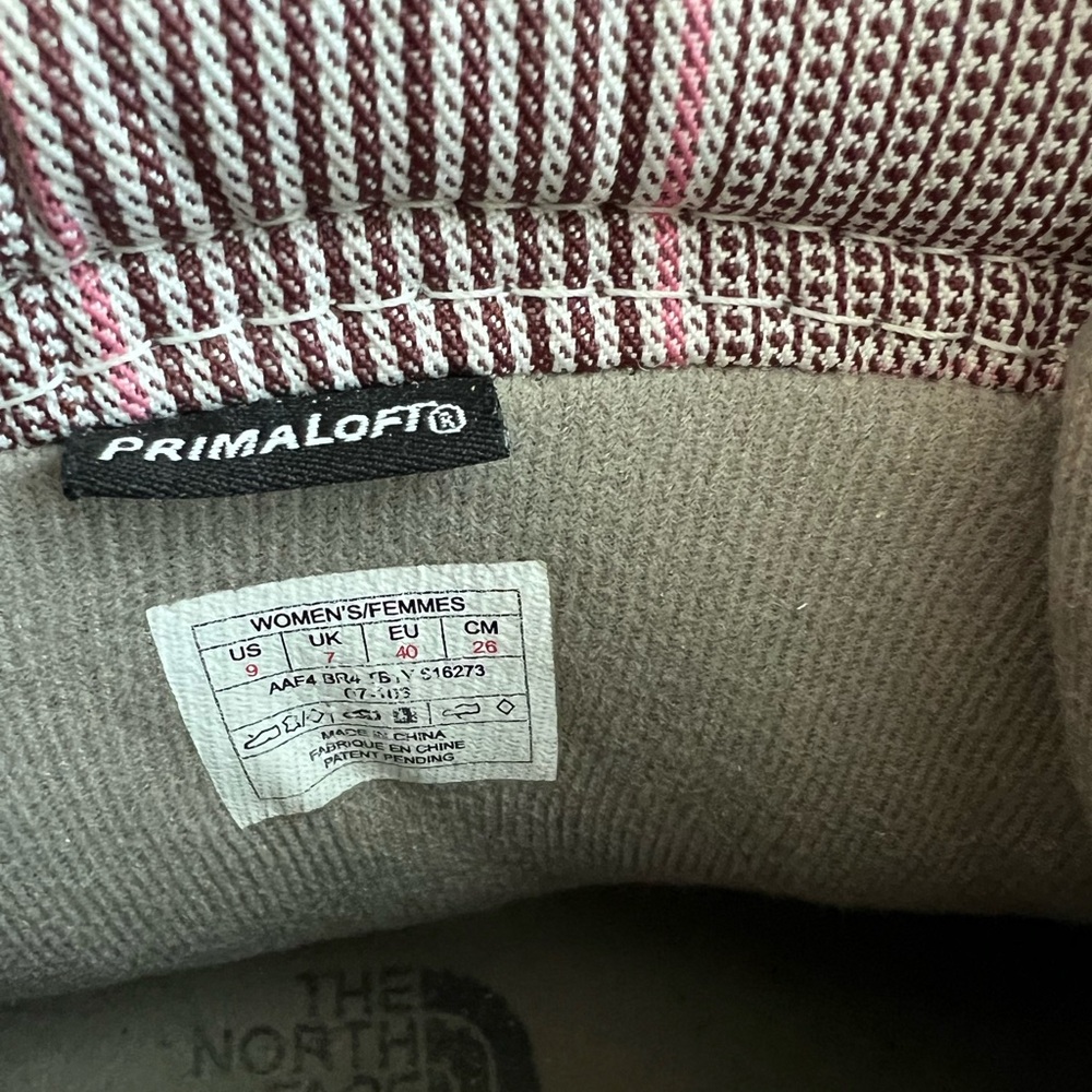 North Face Primaloft boots - Picture 5 of 6